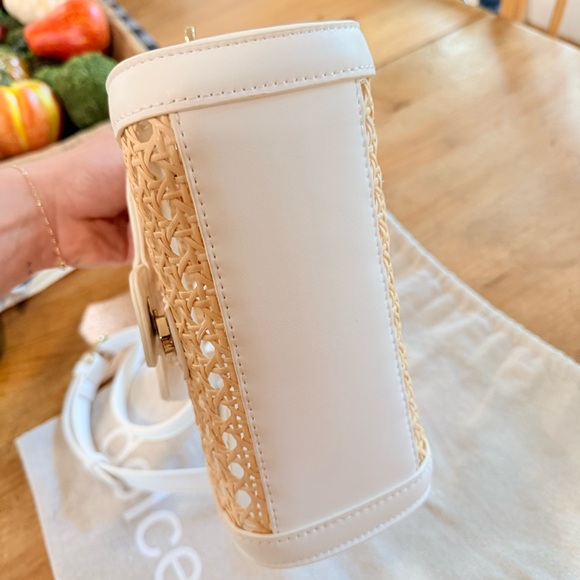 Dolce Vita White and Tan Purse - Picture 6 of 9